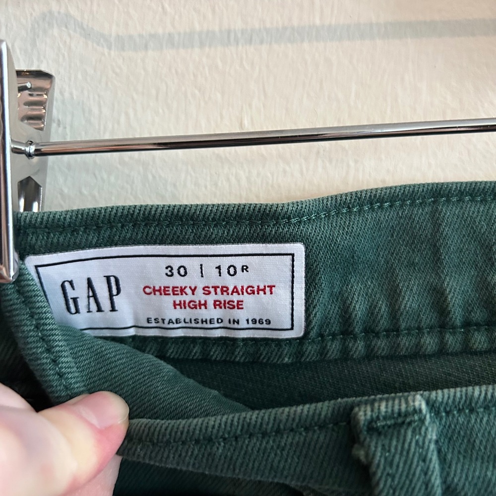 Gap Cheeky Straight Jeans Green 30 10R High Rise Raw Hem Button Fly 406646-00 - Picture 2 of 6